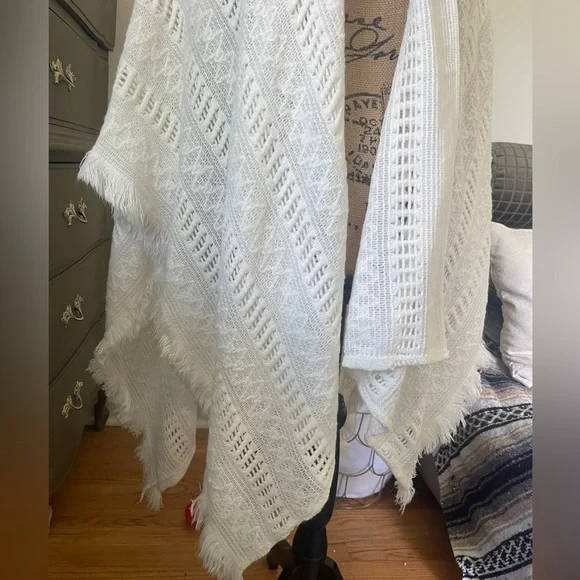 NWT New directions wrap cover up OS - Picture 3 of 10